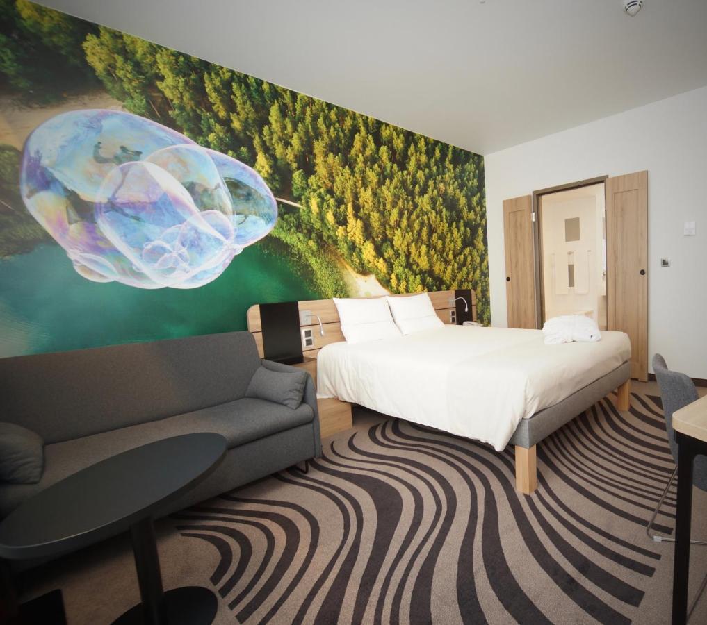 Novotel Centre Hotel 4*